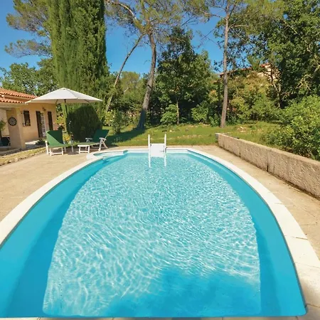 Awesome In With Kitchen Holiday home *
